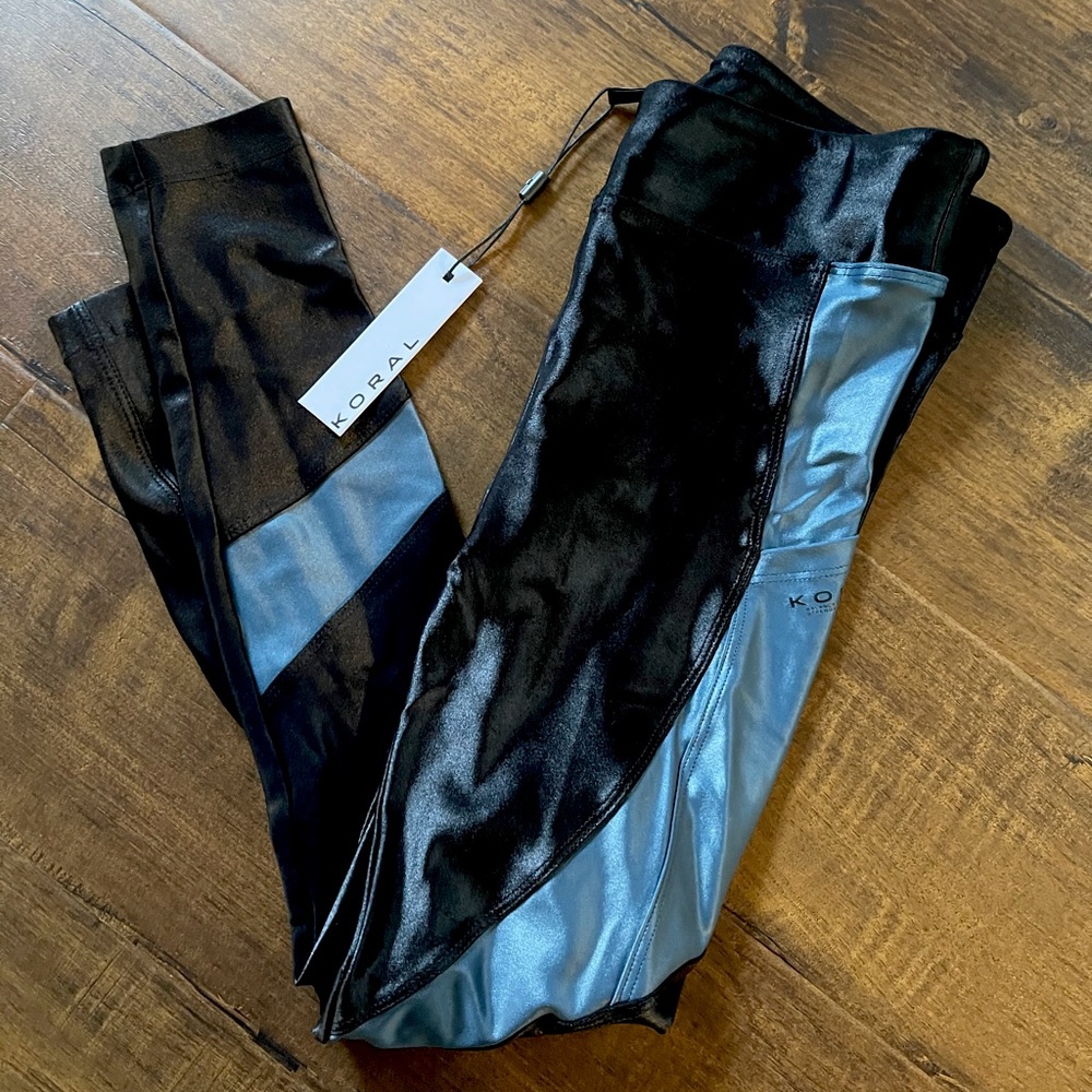 Koral Pista Leggings in HALE